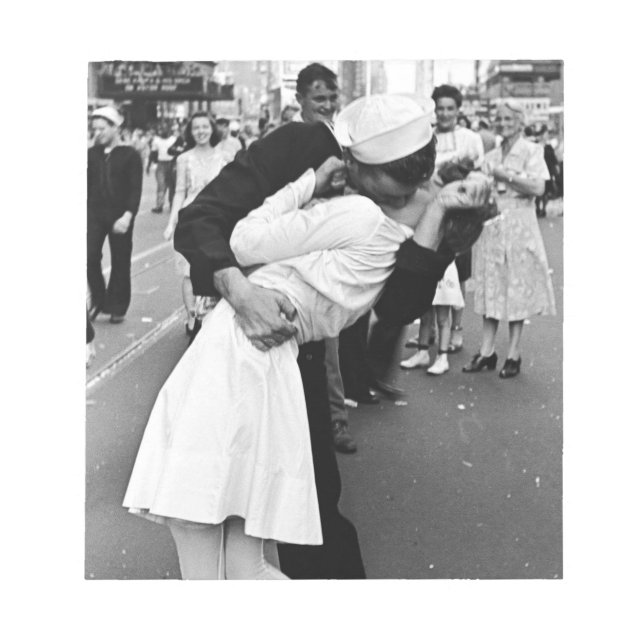 Kissing On VJ Day World War Notepad (Front)