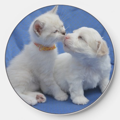 Kissing Pets Wireless Charger