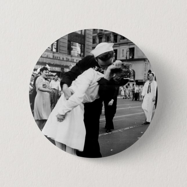 Kissing the War Goodbye at Times Square Button (Front)