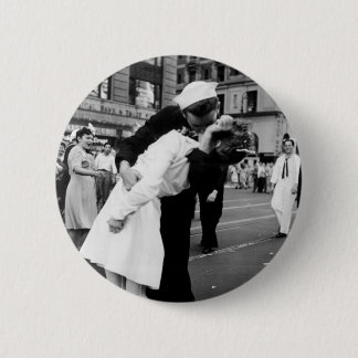 Kissing the War Goodbye at Times Square Button