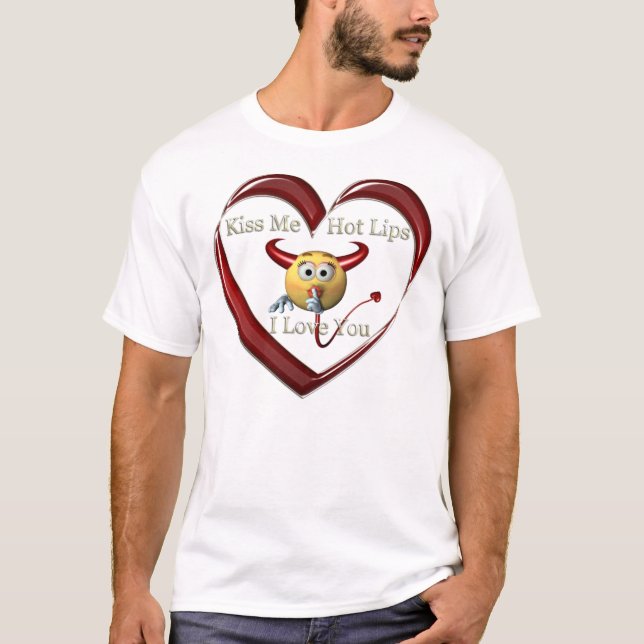 kissme hoplip heart T-Shirt (Front)