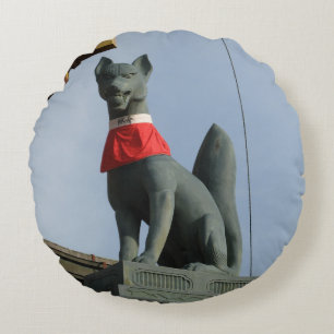 Kitsune キツネ (Fox) with Jewel in Mouth Round Pillow