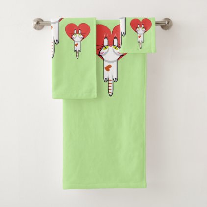 Kitten clinging to love bath towel set