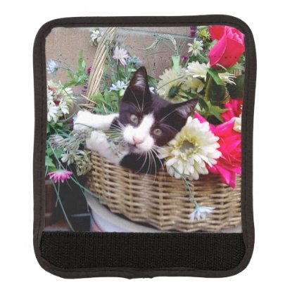 Kitten in a Basket Luggage Handle Wrap