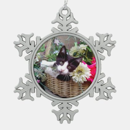 Kitten in a Basket Snowflake Pewter Christmas Ornament