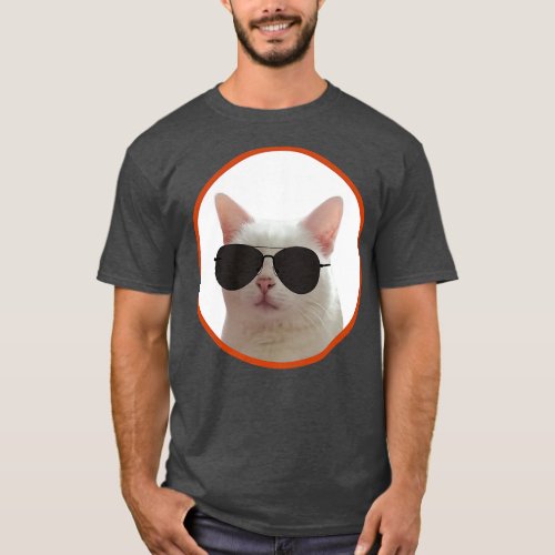 Kitten wearing aviator sunglasses T_Shirt