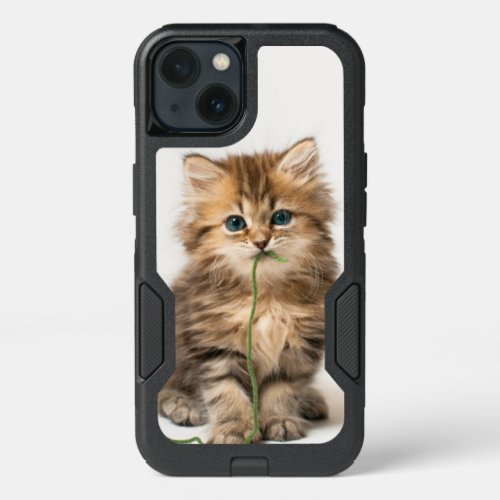 Kitten With Green Yarn iPhone 13 Case