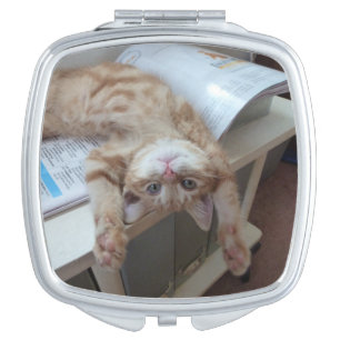Kitty Relaxing Vanity Mirror