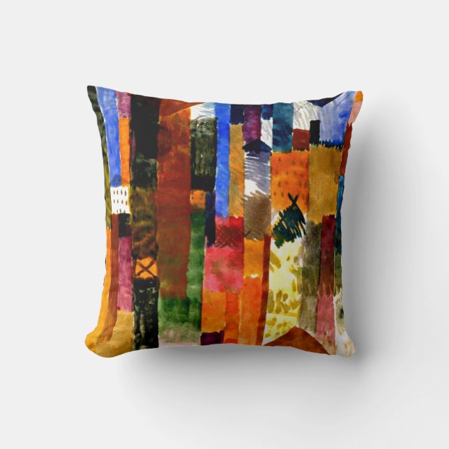 Klee - Before the Town Throw Pillow (Front)