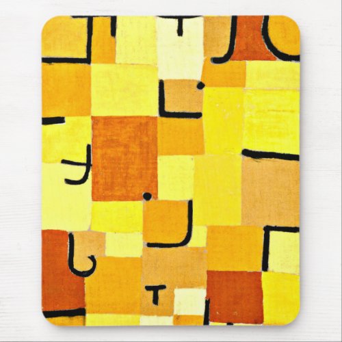 Klee _ Characters in Yellow Mouse Pad