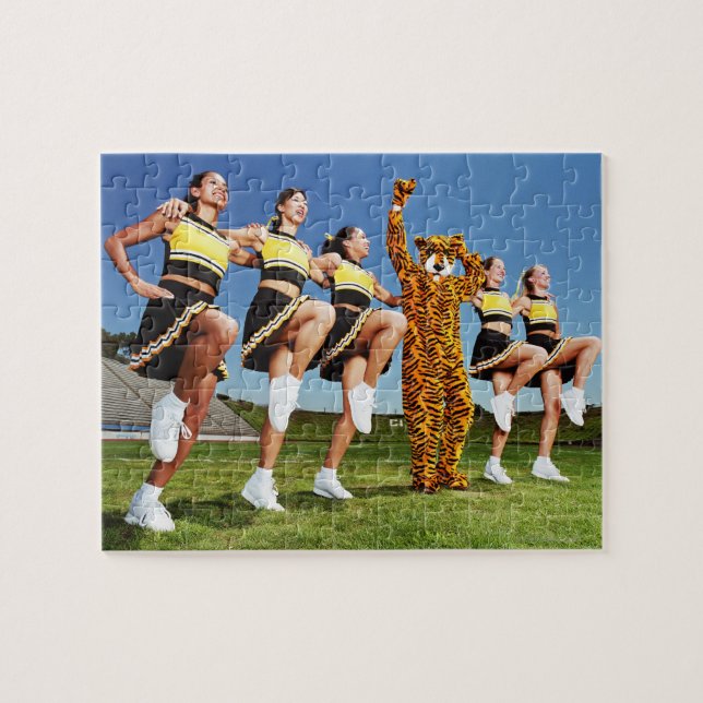 Knee lift jigsaw puzzle (Horizontal)