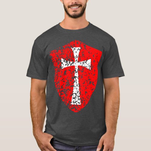 Knight Templar Crusader Distressed Red Cross T_Shirt