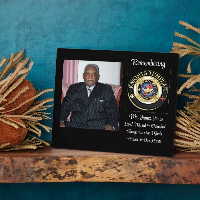 Knights Templar Memorial Plaque (Side)