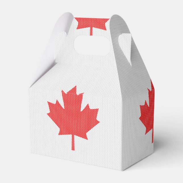 Knit Style Maple Leaf Knitting Motif Favor Boxes (Back Side)