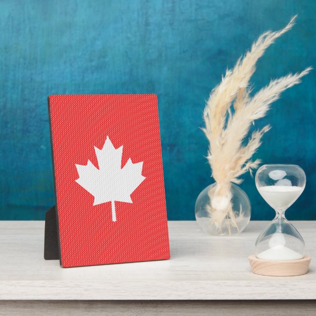 Knit Style Maple Leaf Knitting Motif Plaque (Side)