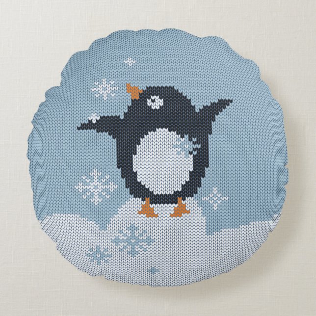 Knitted Penguin Snowflakes Winter Holidays Round Pillow (Front)