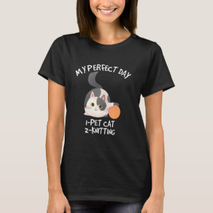Knitting Crochet Lover Cute Cat And Yarn Funny Kn T-Shirt