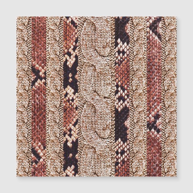 Knitwear texture, geometric snake pattern. (Front)