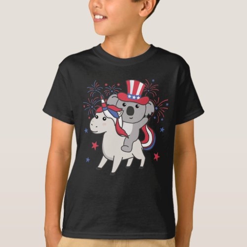 Koala With Unicorn For Fourth Of July Fireworks T_ T_Shirt