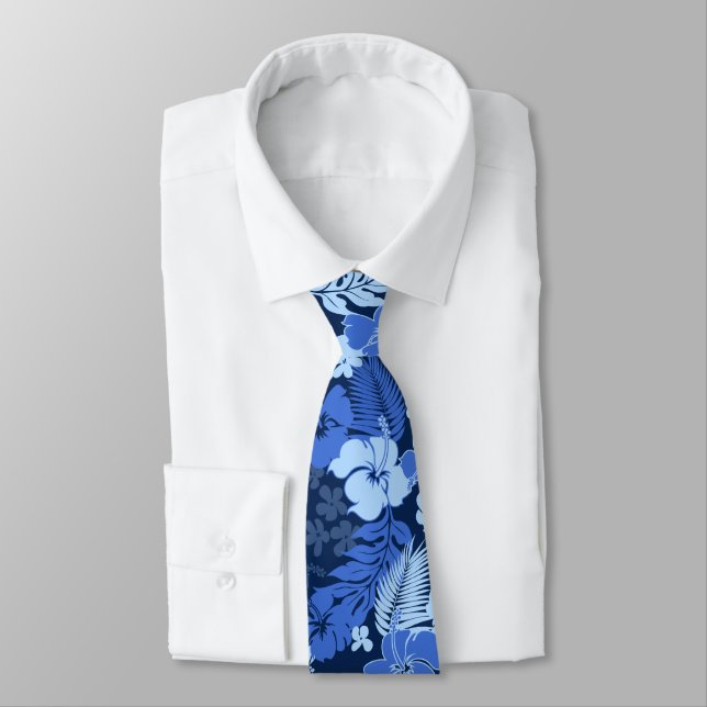 Kona Bay Hawaiian Hibiscus Two-sided Printed Tie (Tied)