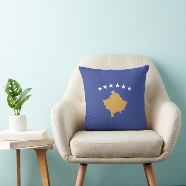 Kosovo flag throw pillow (Chair)
