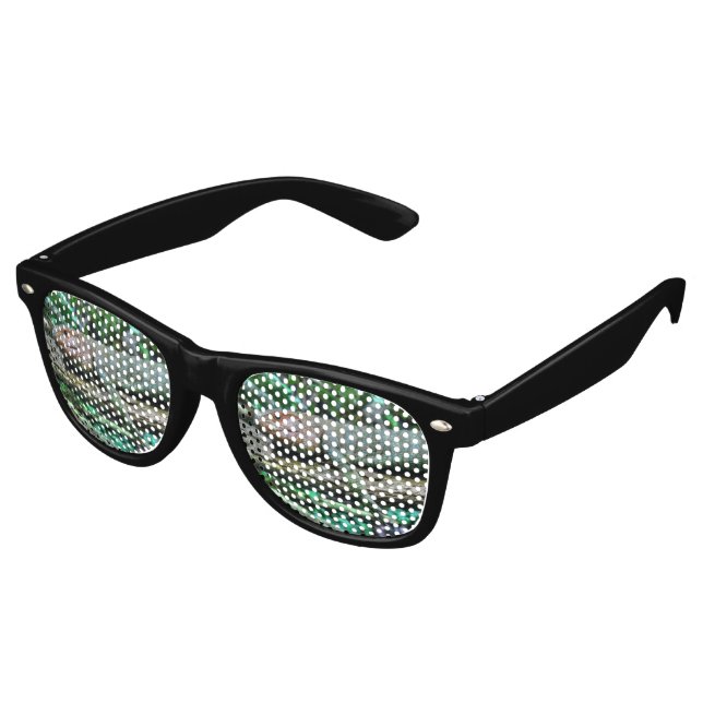 Krokodilteju Retro Sunglasses (Angled)