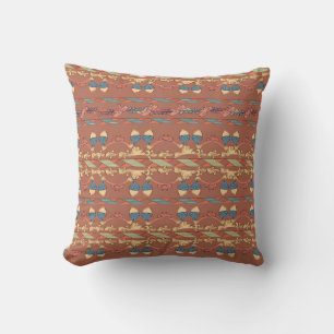 Kuddar Throw Pillow