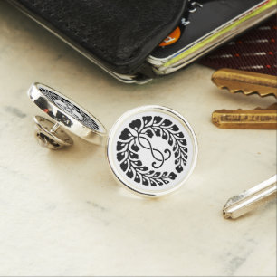 Kujo wisteria lapel pin