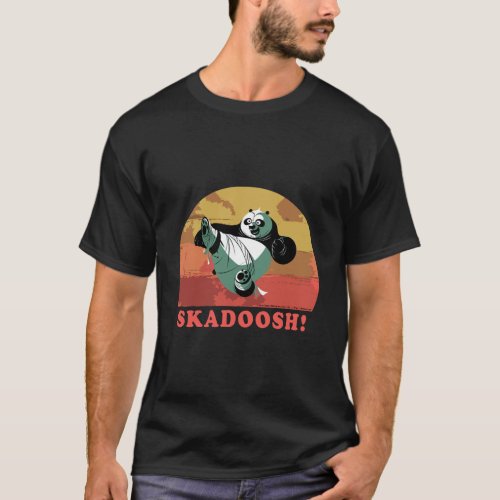 Kung Fu Panda Skadoosh Retro Circle Portrait T_Shirt