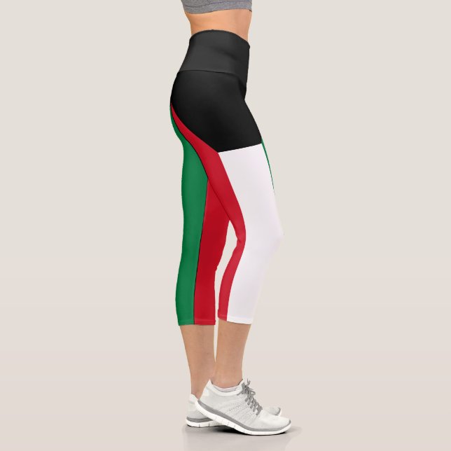 Kuwait Flag Capri Leggings (Right)