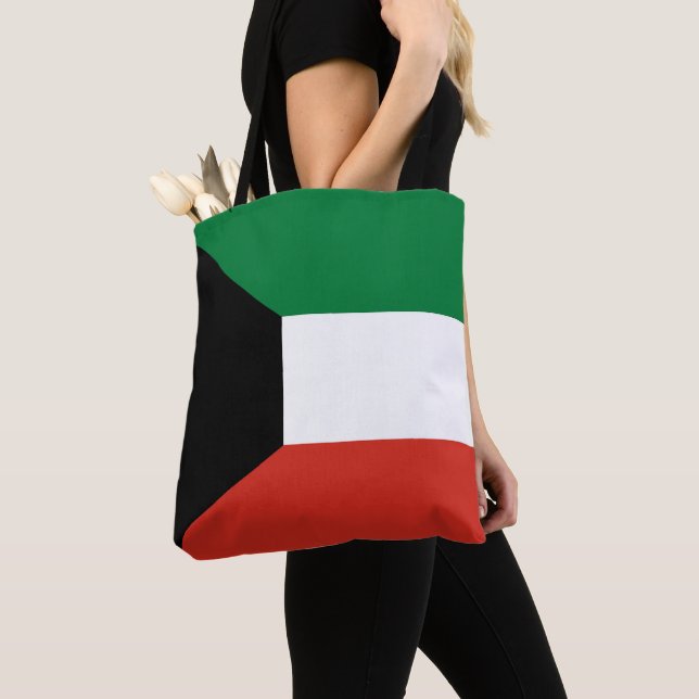 Kuwait flag tote bag (Close Up)
