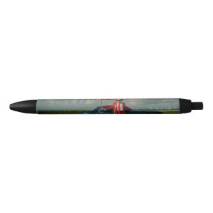 l body portrait photo pan pen