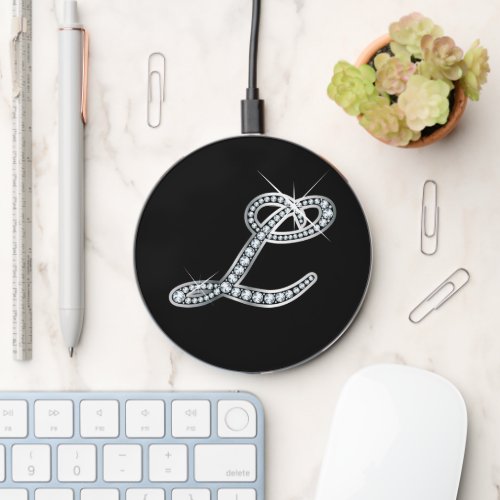 L Faux_Diamond Bling Tow Hitch Cover Wireless Charger