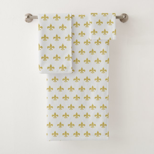 L@@K! -  Pretty Gray & Gold Fleur de Lis Pattern Bath Towel Set (Insitu)