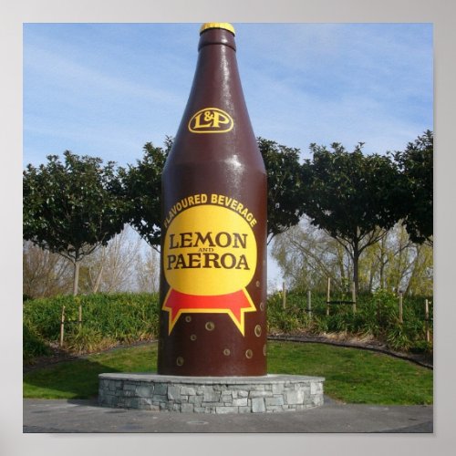 LP Bottle Paeroa Poster