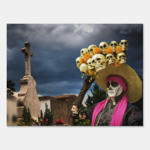 La Catrina-turn sign for a Double Take