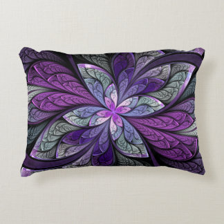 La Chanteuse Violett Accent Pillow