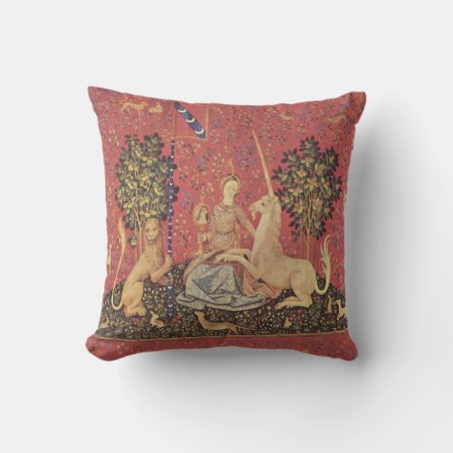 La Dame  la licorne _ The Lady and the Unicorn Throw Pillow