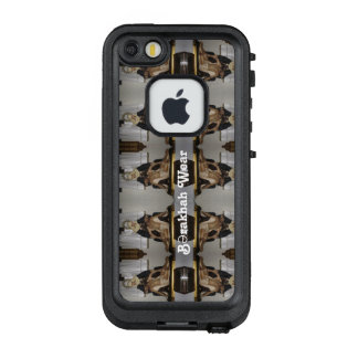 LA PIETA LifeProof FRĒ iPhone SE/5/5s CASE