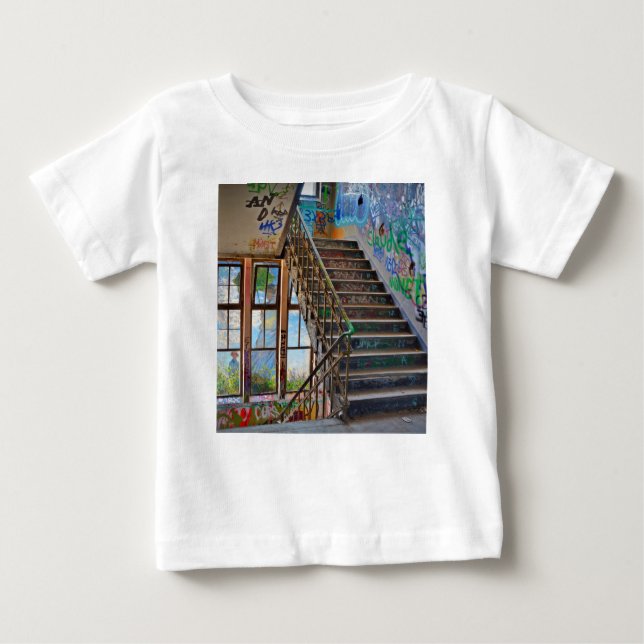 La Promenade Baby T-Shirt (Front)