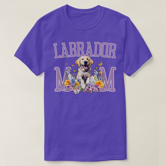 labrador mom 3 T-Shirt (Design Front)