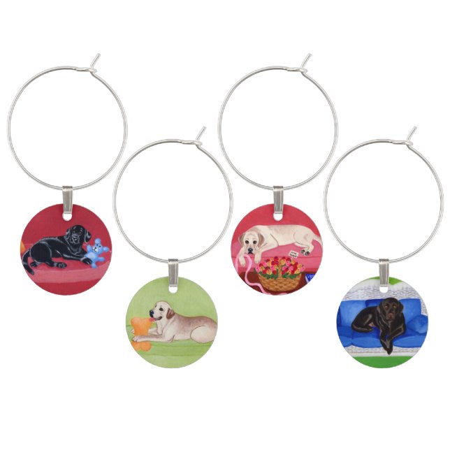 Labrador on the Couch Wine Charm (Staggered)