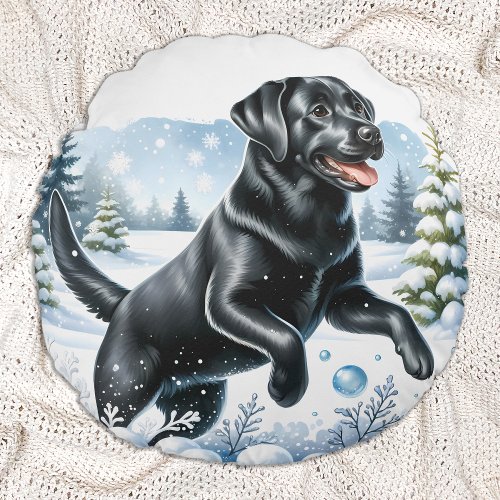 Labrador Retriever Winter Holiday Dog Christmas  Round Pillow