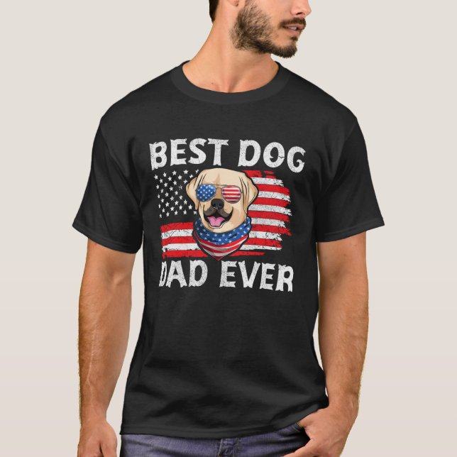 Labrador USA Patriotic Dog Apparel American Flag M T-Shirt (Front)