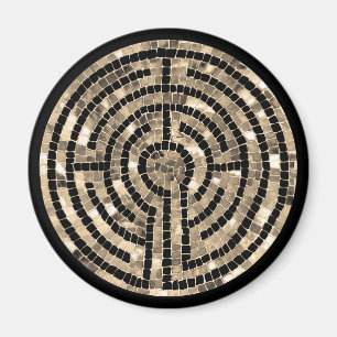 LABYRINTH V Round Magnet - Black