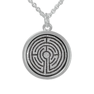 LABYRINTH VII Sterling Silver Round Necklace