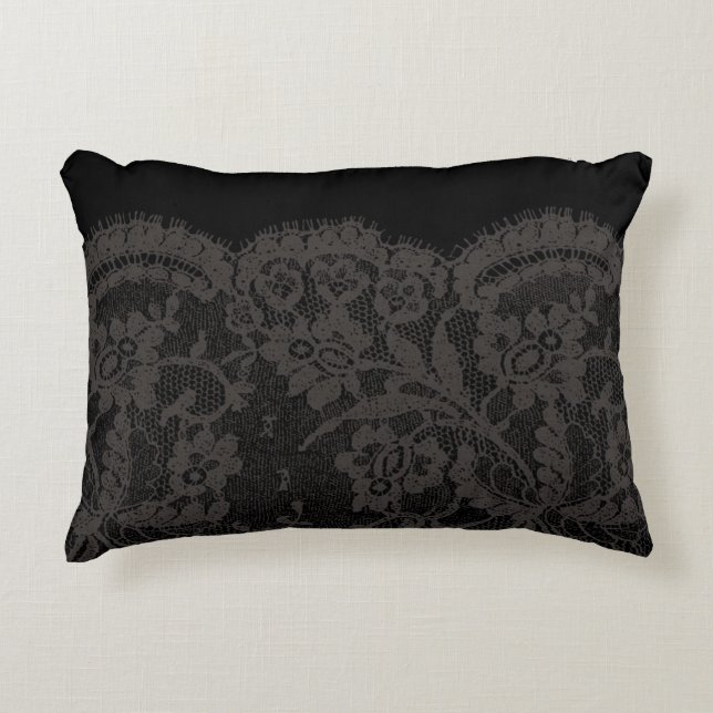Lace 2 decorative pillow (Front)