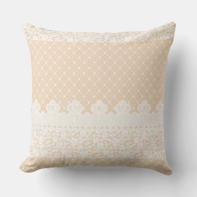 Lace Border Throw Pillow (Front)