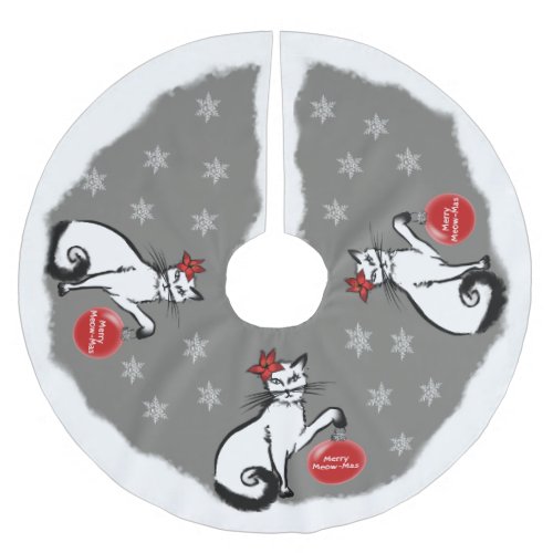 Lady Cat Brushed Polyester Tree Skirt