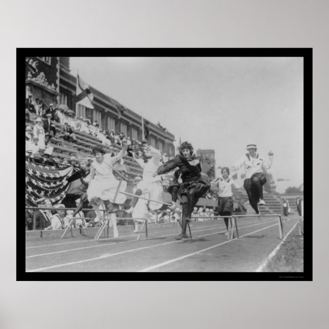 Lady Low Hurdle Race in Washington, DC 1922 Poster (Front)